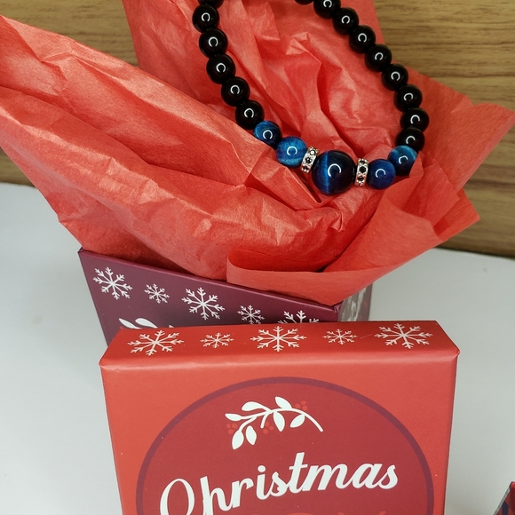 TIGER EYE BRACELET WITH BLACK ONYX BEADS FOR MEN AND WOMEN - Picture 9 of 11